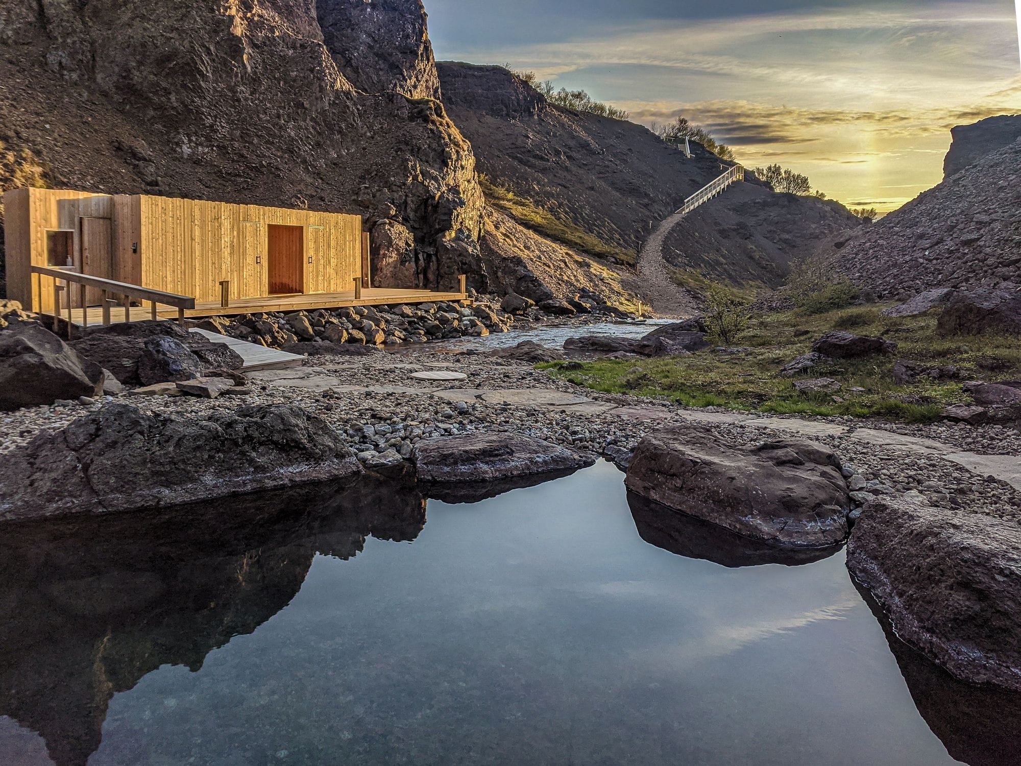 Giljaböðin Húsafell Canyon Baths